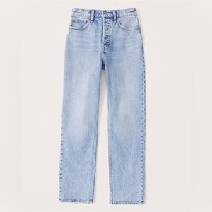 A&F High Rise Dad Jeans size 28 / 6R Light Wash